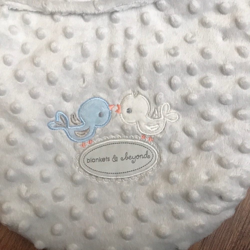 VELCRO SWADDLE 💙💕 - Picture 2 of 2